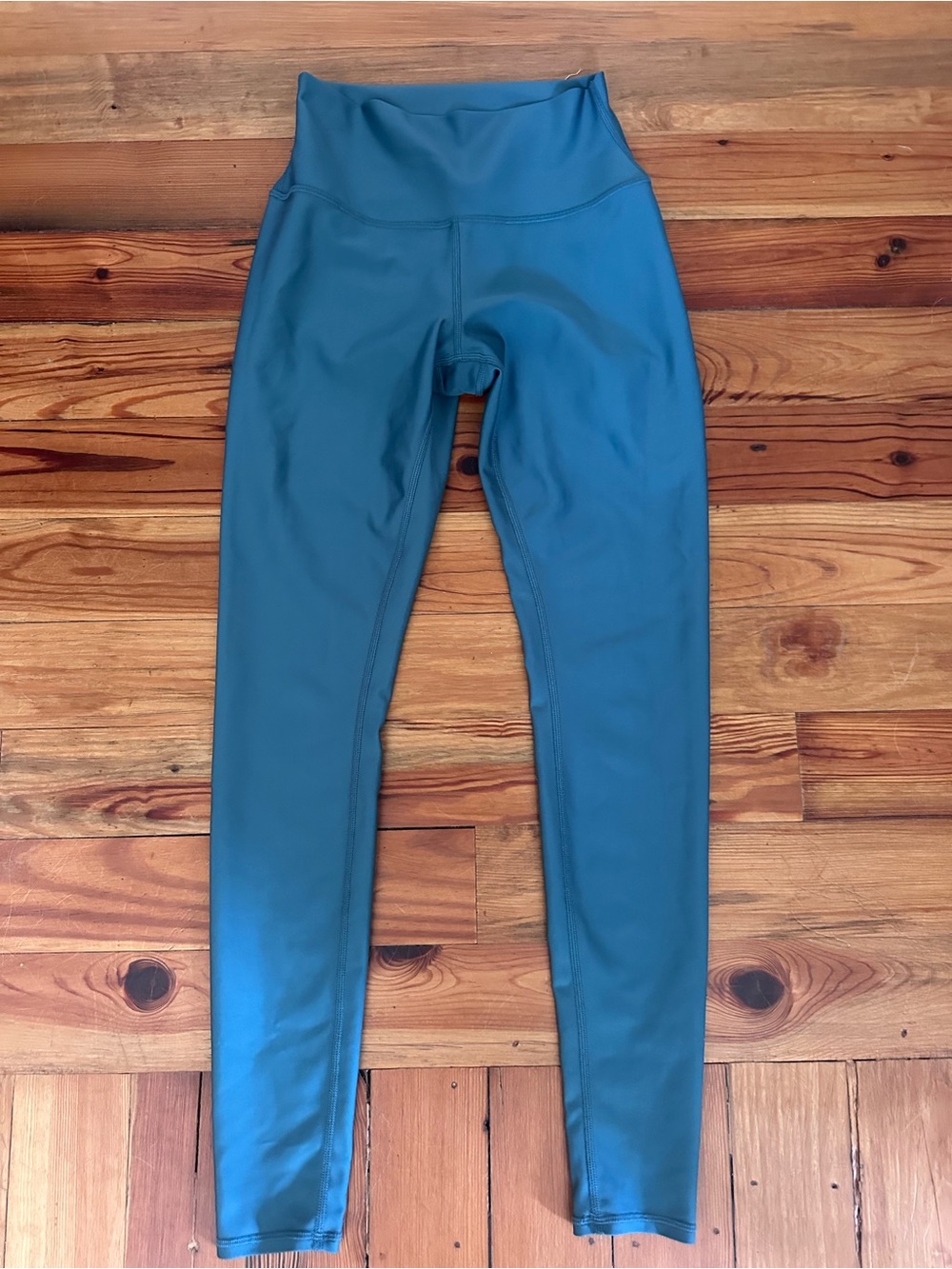 ALO blue leggings size M